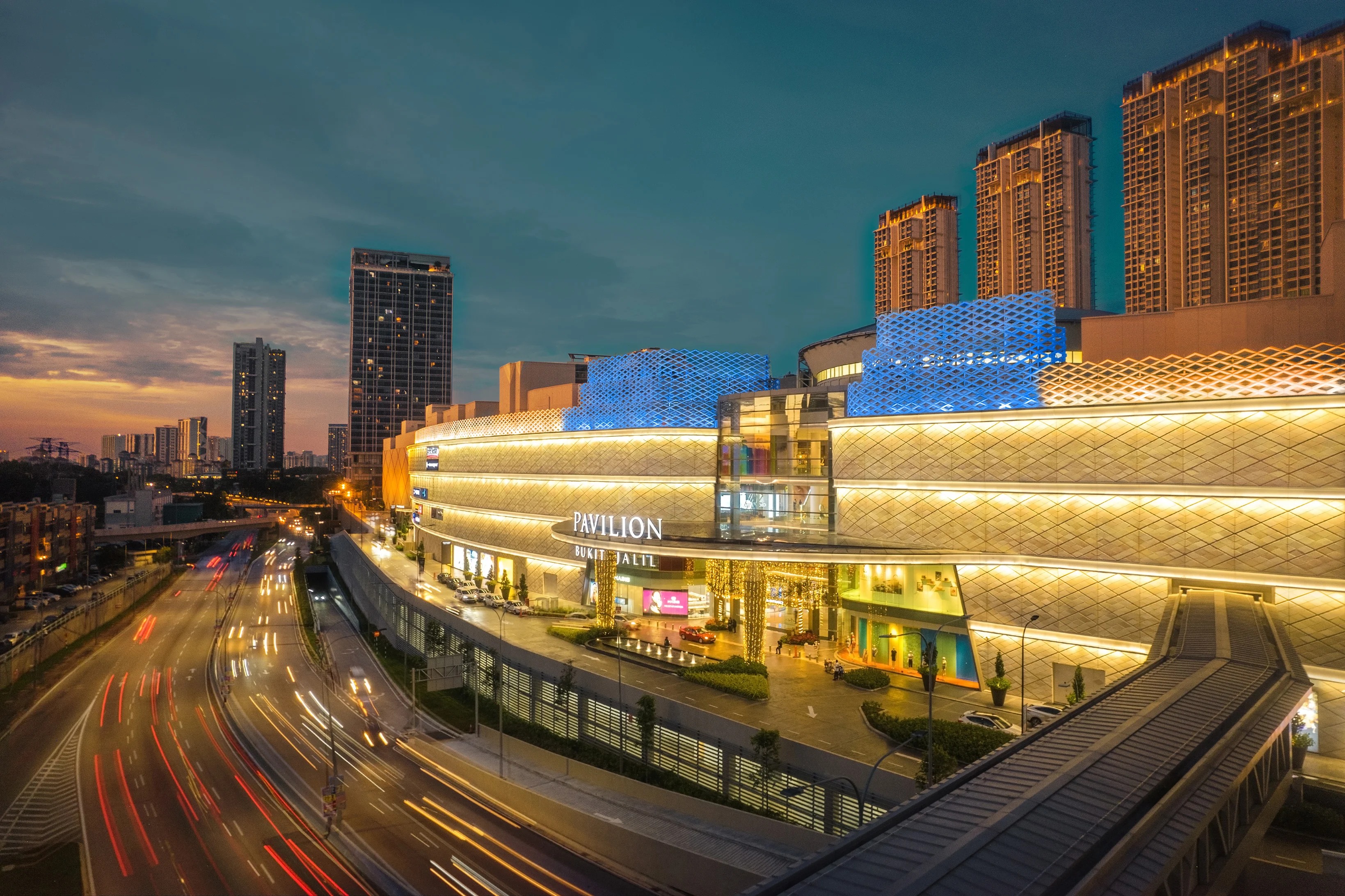 Pavilion Bukit Jalil 夜景与周边街景